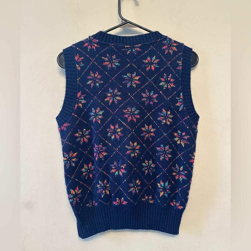 Vintage 90’s Keneth Too! Navy and Multicolor Patterned Knit Sweater Vest Small - Picture 5 of 6
